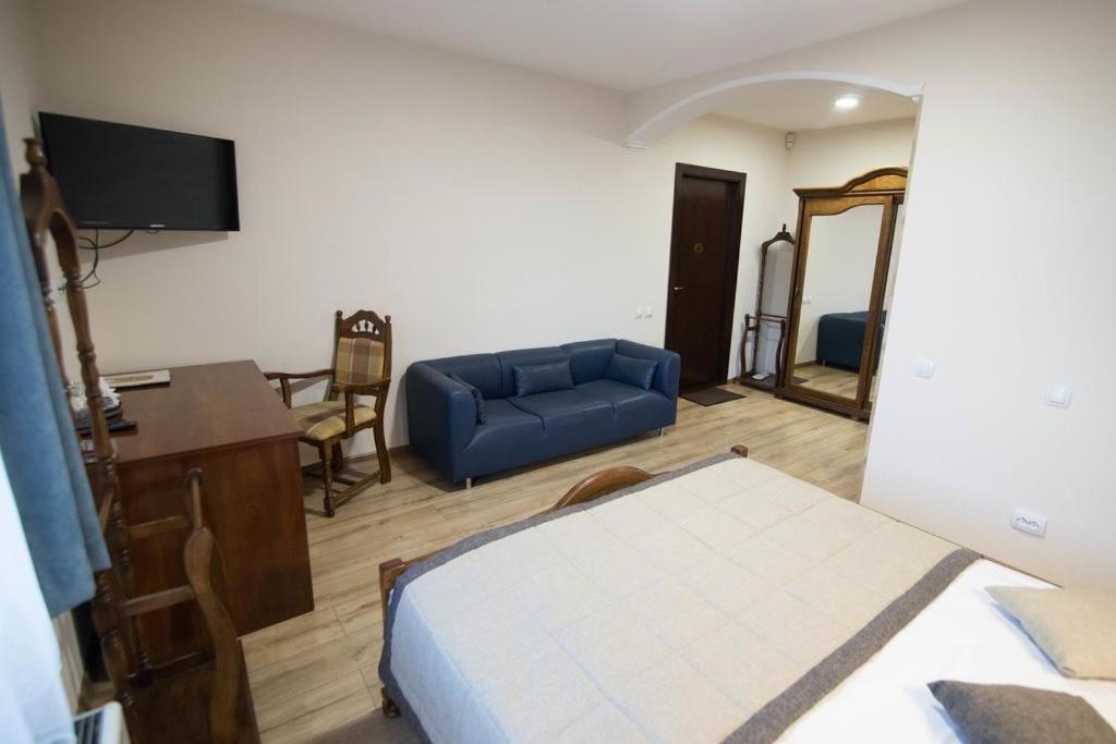 Hotel Villa Natali Chişinău Extérieur photo