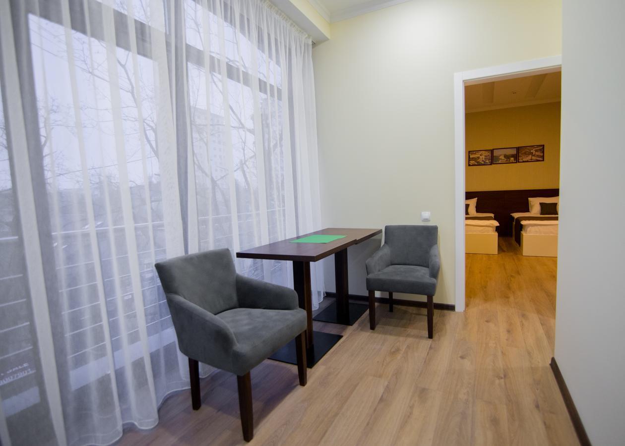 Hotel Villa Natali Chişinău Extérieur photo