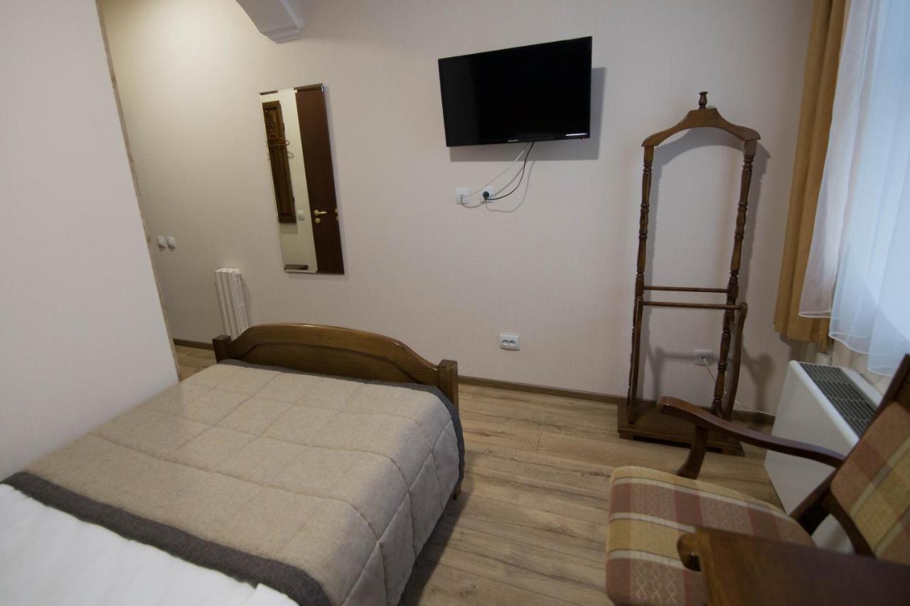 Hotel Villa Natali Chişinău Extérieur photo