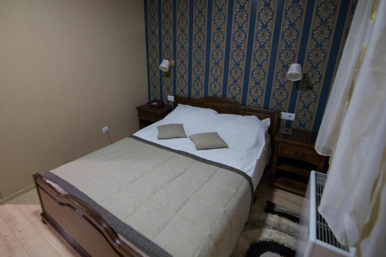 Hotel Villa Natali Chişinău Extérieur photo