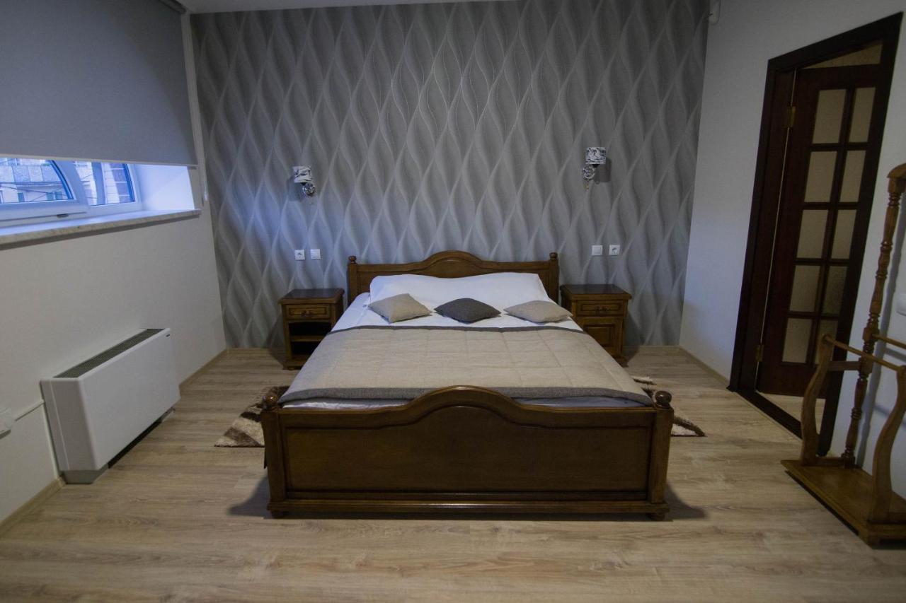 Hotel Villa Natali Chişinău Extérieur photo
