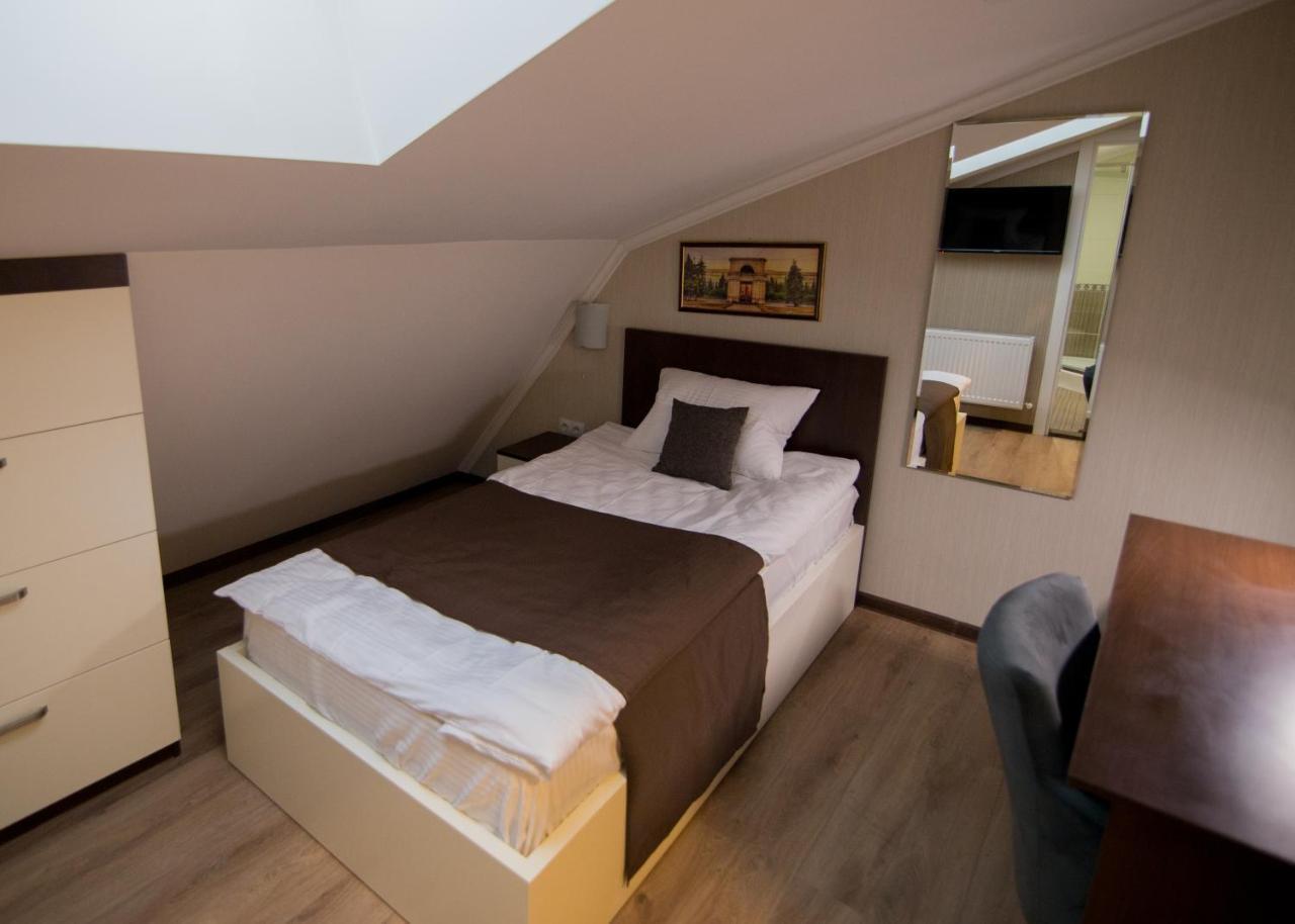Hotel Villa Natali Chişinău Extérieur photo