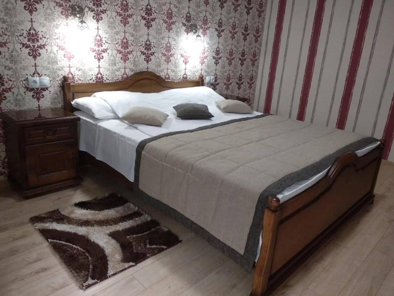 Hotel Villa Natali Chişinău Extérieur photo